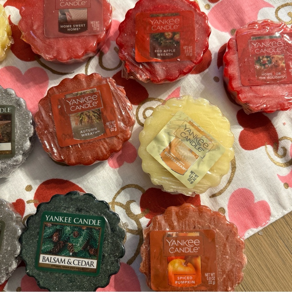 Yankee Candle Tarts various scents Wax Melts Lot Of 17 at .8 oz ea. - Picture 5 of 6